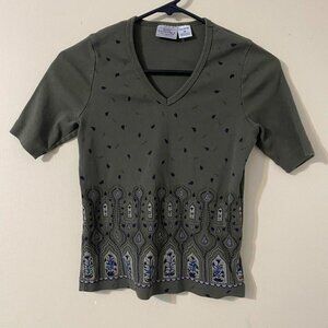 Sonoma Baby Tee Crop Top Vintage Size Medium